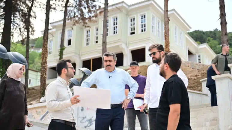 Fevziye Parkı ve Yazlık Köşk yüzde 90 tamam