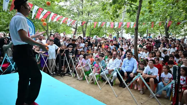 Yıldırımlı çocuklara mahallelerinde şenlik